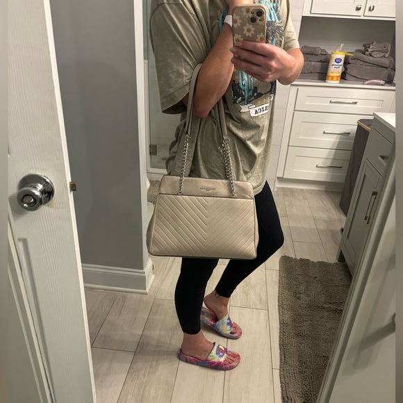 KARL LAGERFELD PARIS Triple-Compartment Leather Tote, like new condition - Picture 4 of 8